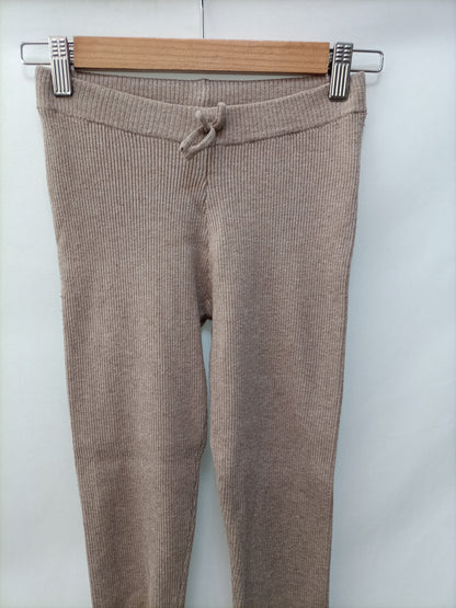 ZARA. Ribbed beige leggings, size 13-14 years