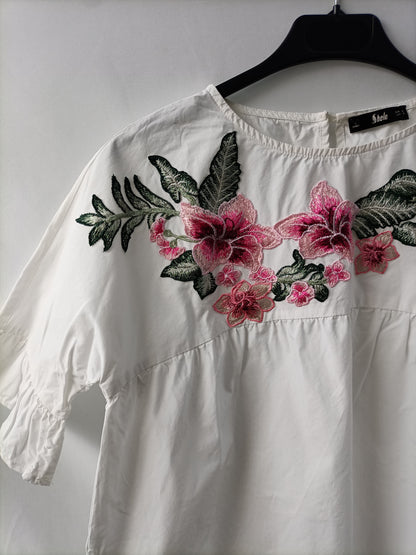 SHEIN. Embroidered Ts Blouse