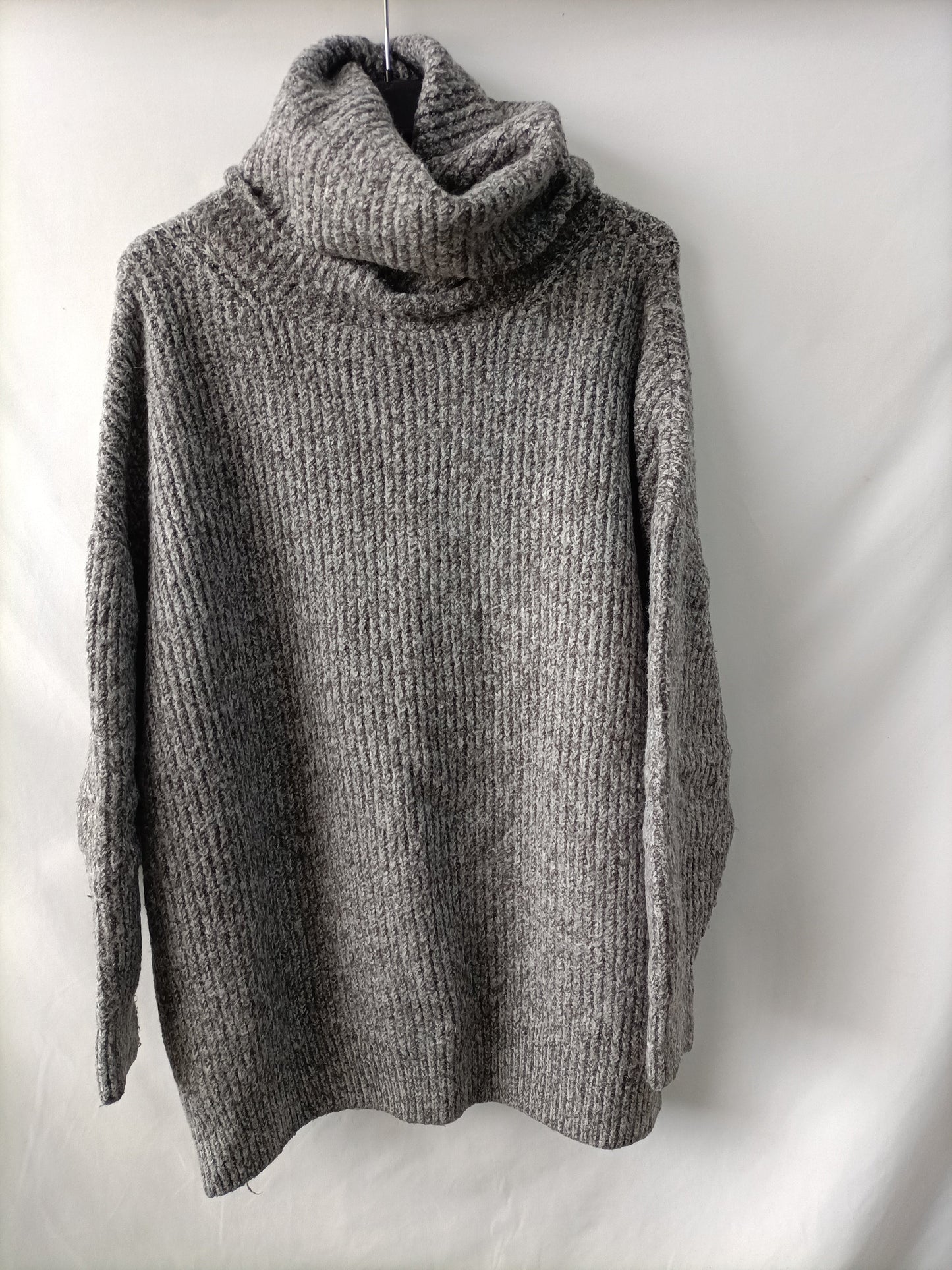 ZARA.  Jersey gris oversized T.s