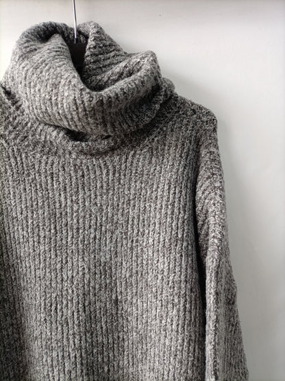 ZARA.  Jersey gris oversized T.s