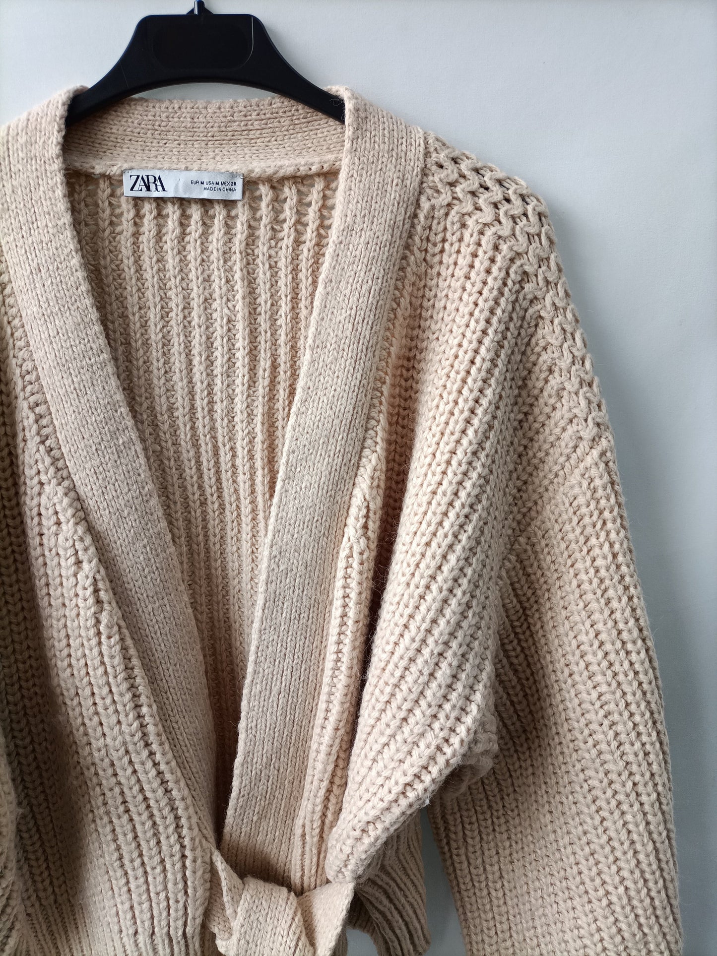 ZARA.  Jersey beige lazada T.m