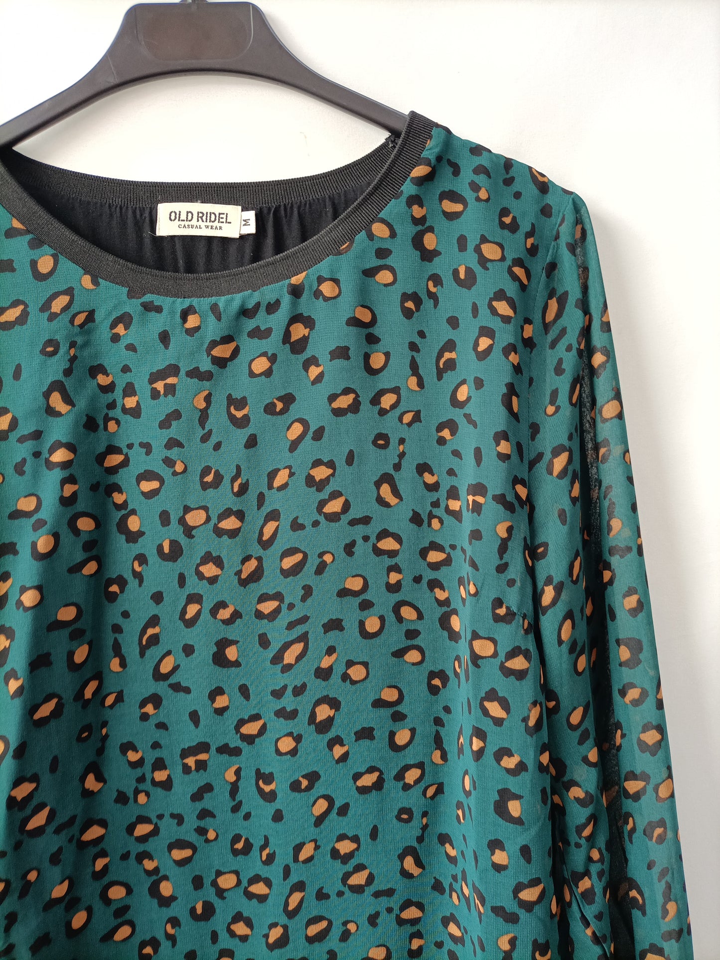 OLD RIDEL. Blusa animal print T.m