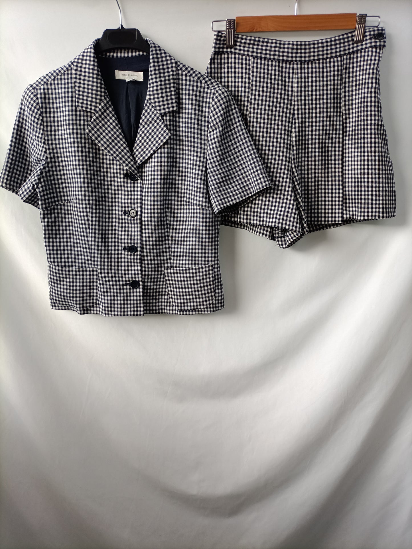 N&B CLASSIC. Total look cuadros T.38/40