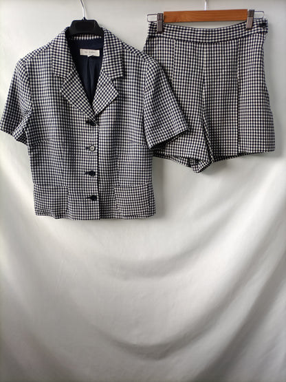 N&B CLASSIC. Total look cuadros T.38/40