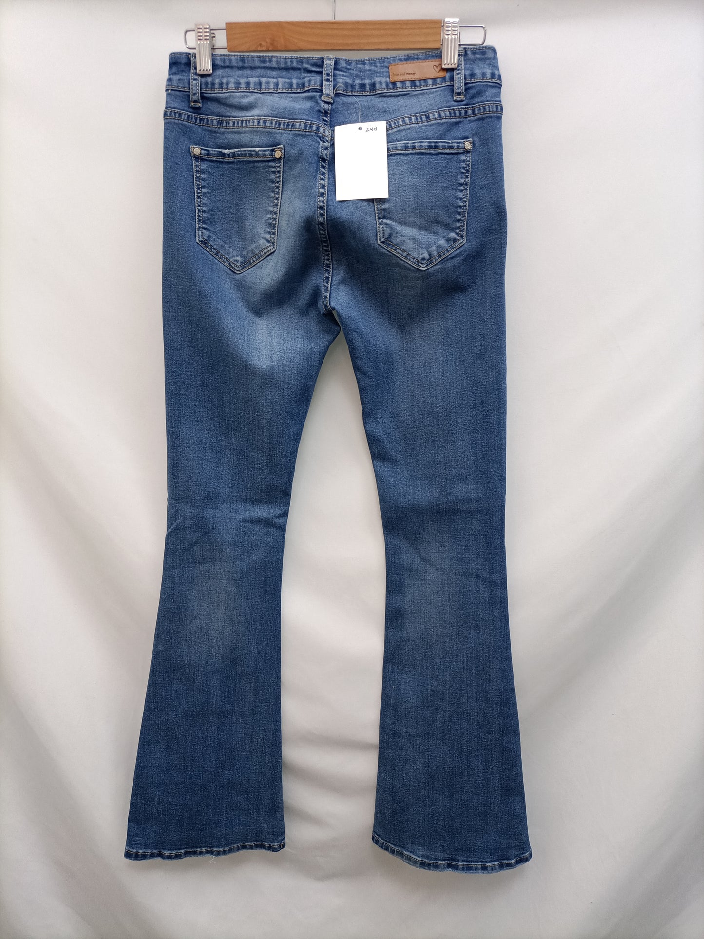 LOVE AND MONEY.Pantalones denim campana T.xl