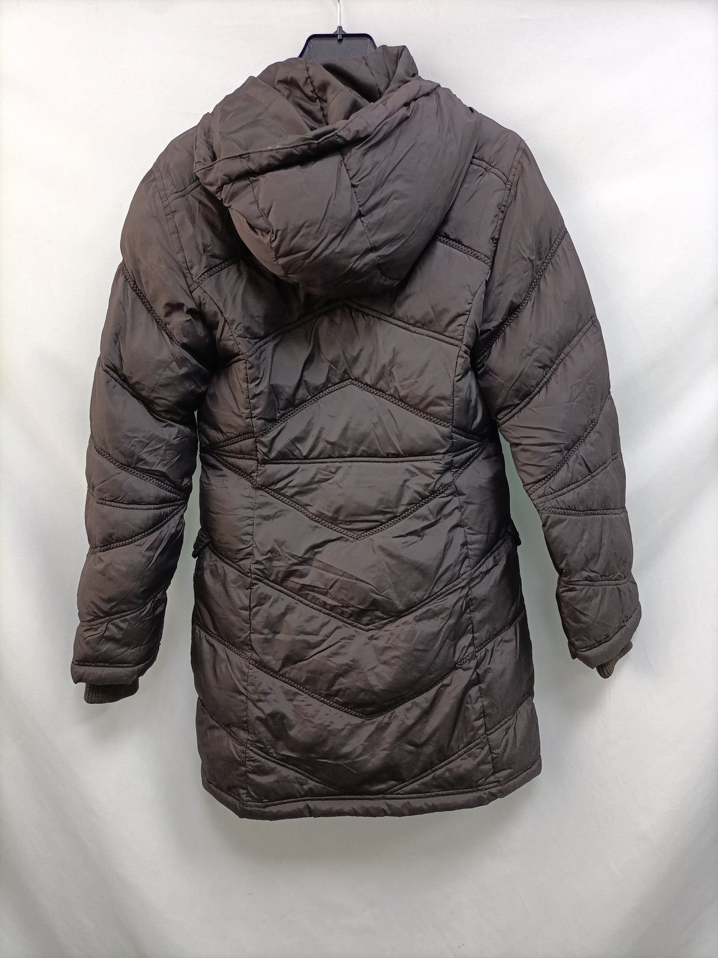 OTHERS. Long brown feathers Ts/m