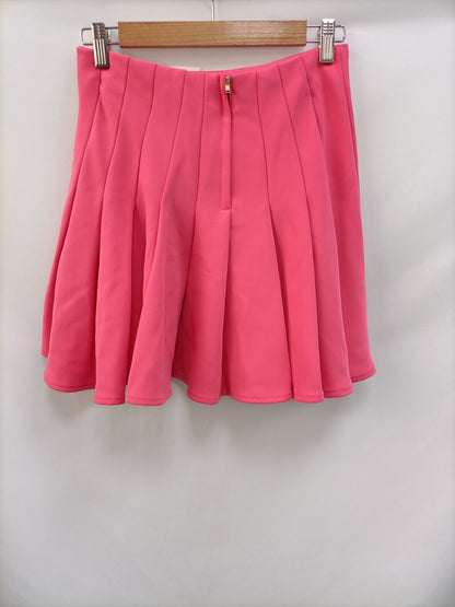 H&amp;M. Pink pleated skirt size 36