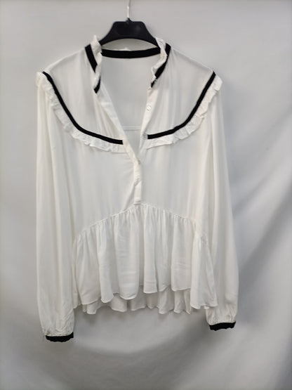 OTRAS. Blusa blanca volante T.u(s)