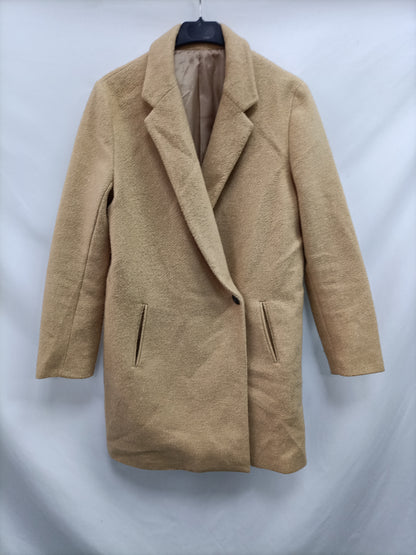 OTRAS. Abrigo palo mostaza T.u(m)