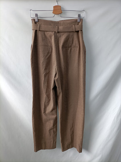 ZARA. Pantalon de vestir marron T.s