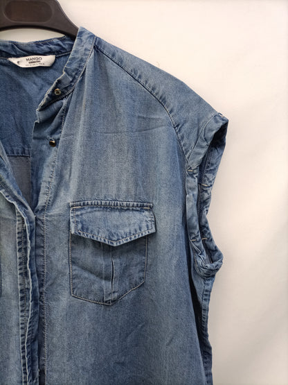 MANGO.Camisa vaquera sin mangas T.M