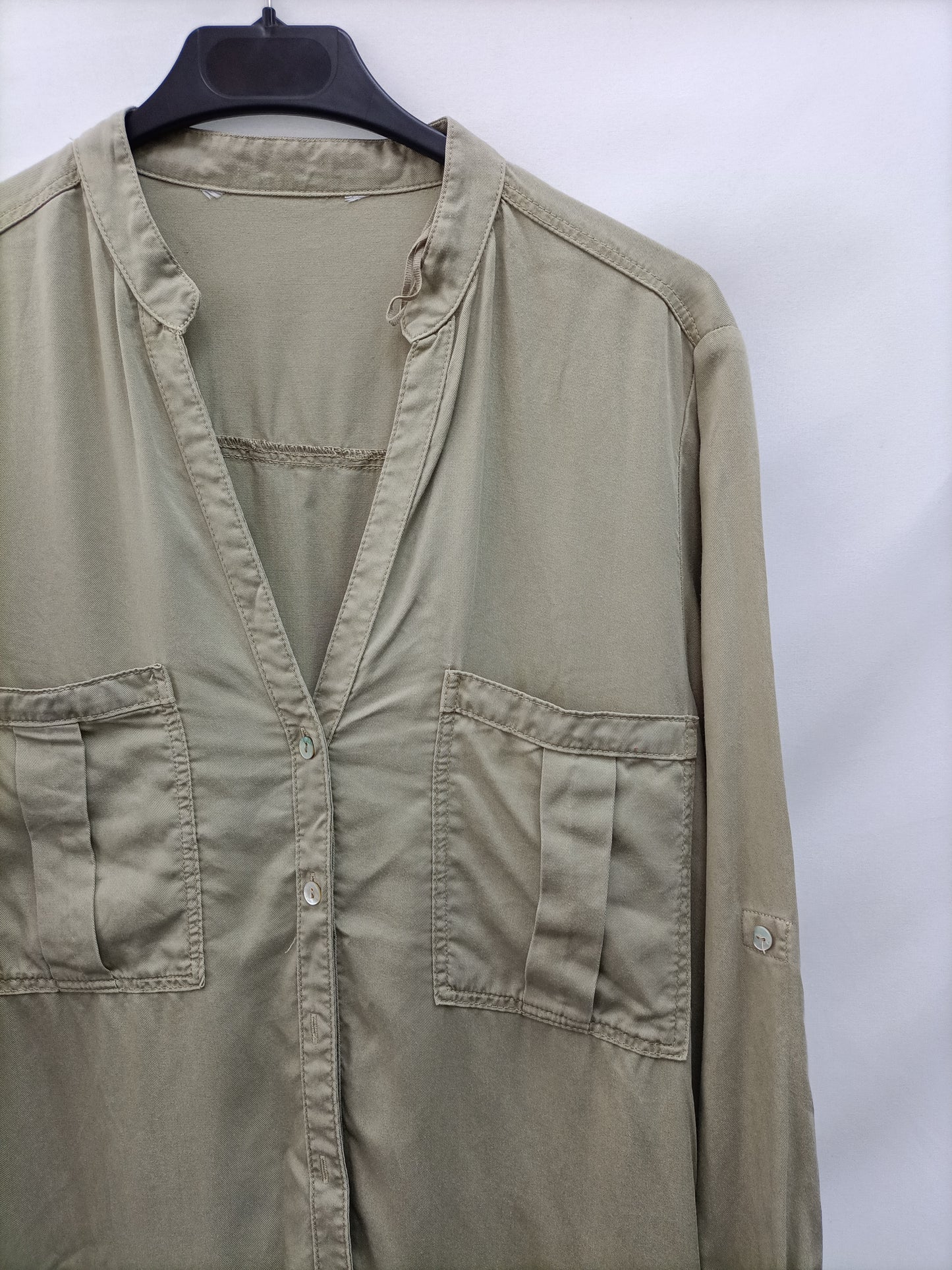 OTRAS.Vestido verde camisero Tu(m)