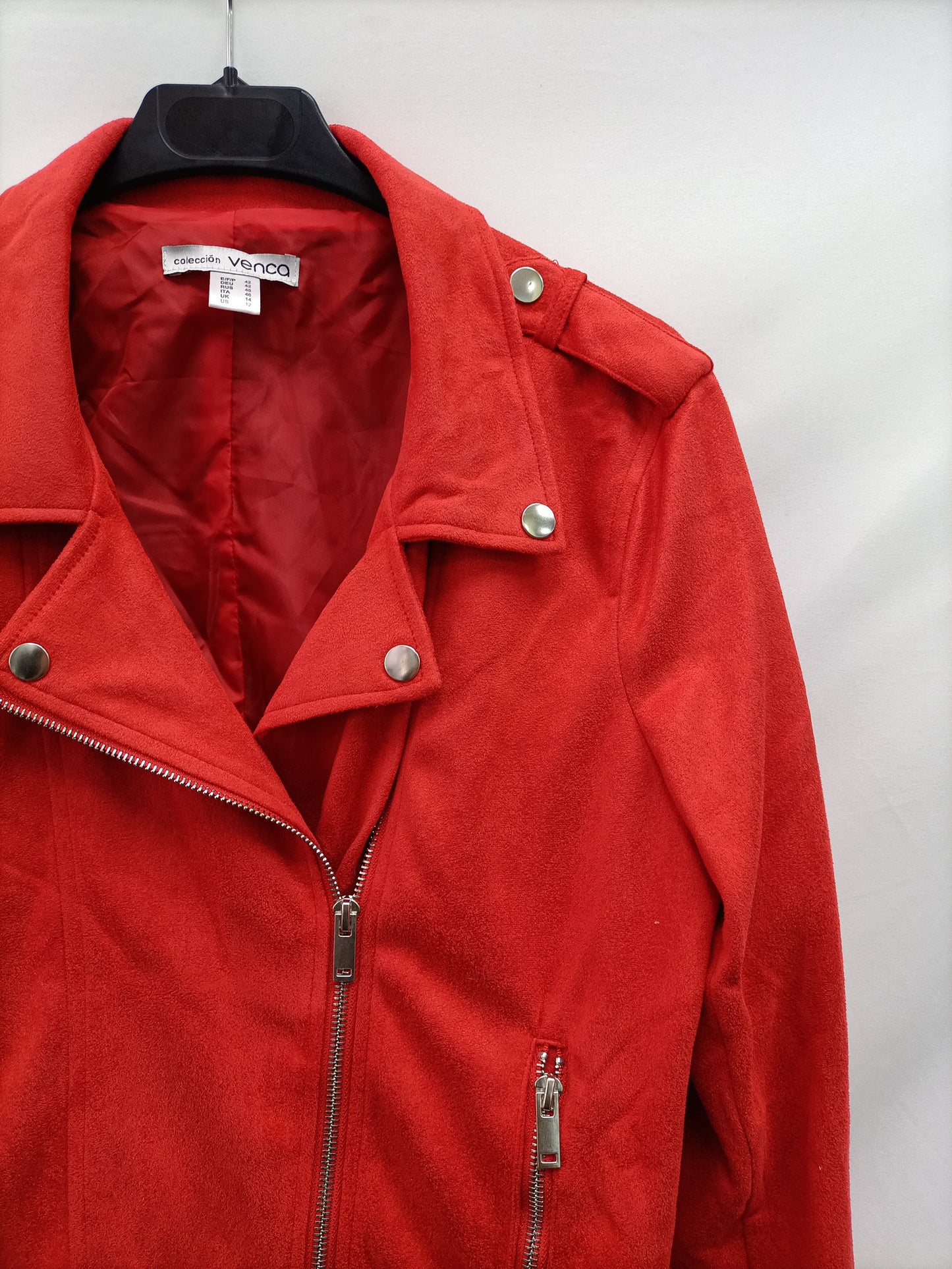 VENCA.Chaqueta antelina roja T.42