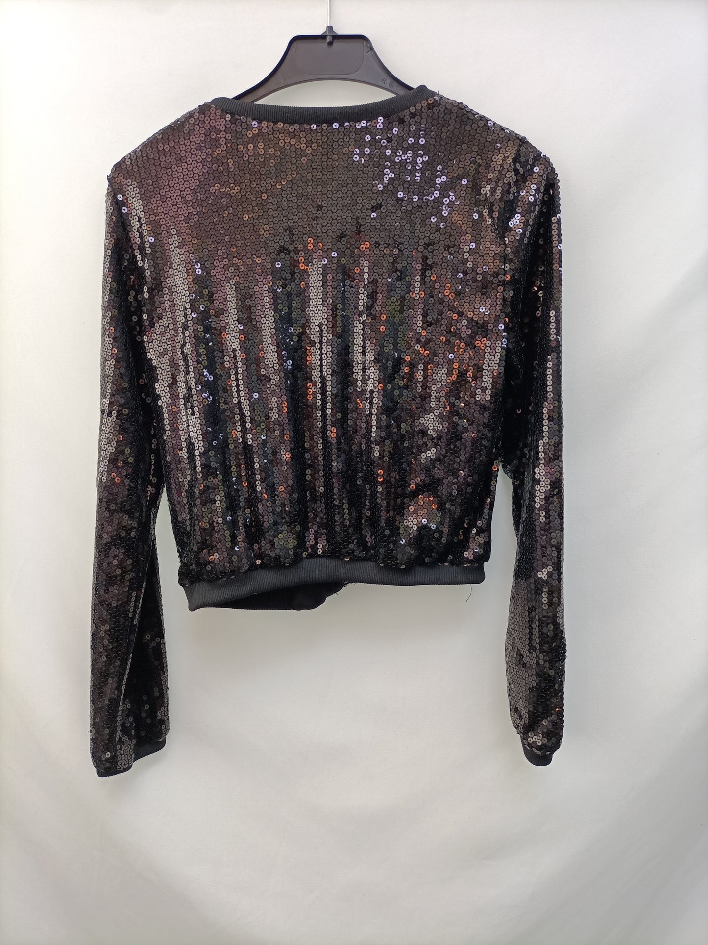 H&M.Bomber crop lentejuelas T.38