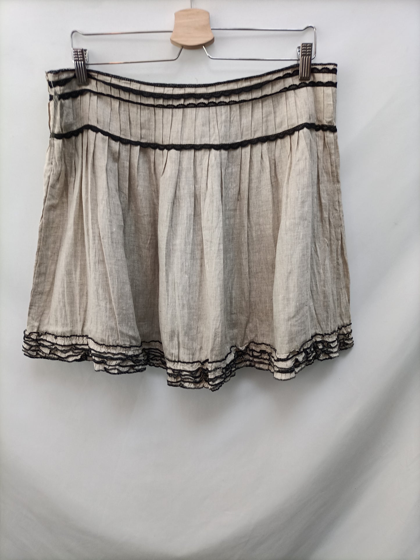 MANGO.Beige linen skirt S.42