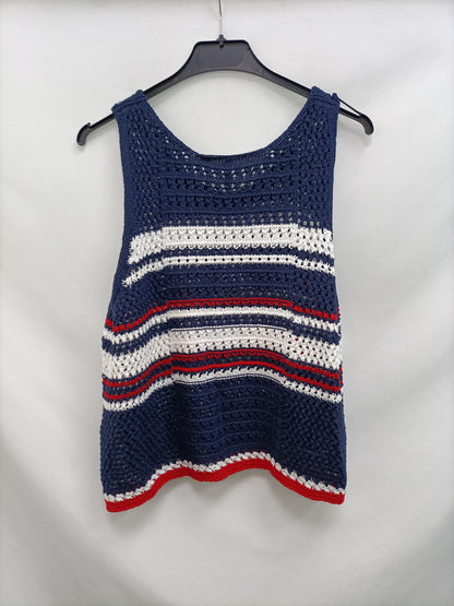 STRADIVARIUS. Top size L