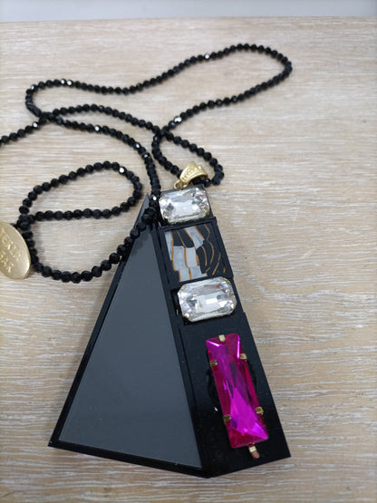 TERIA YABAR. Collar abalorios