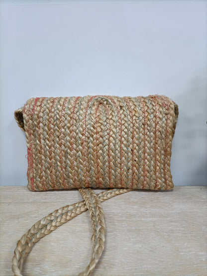 OTRAS. Bolso rafia beige