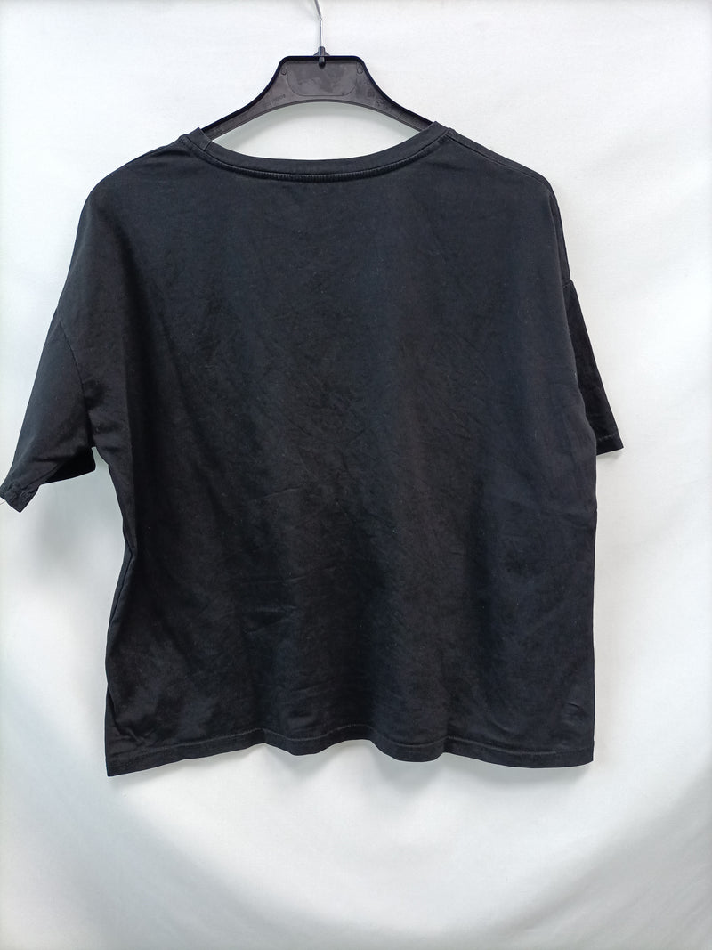 OTRAS. camiseta negra rayos T.u(s)