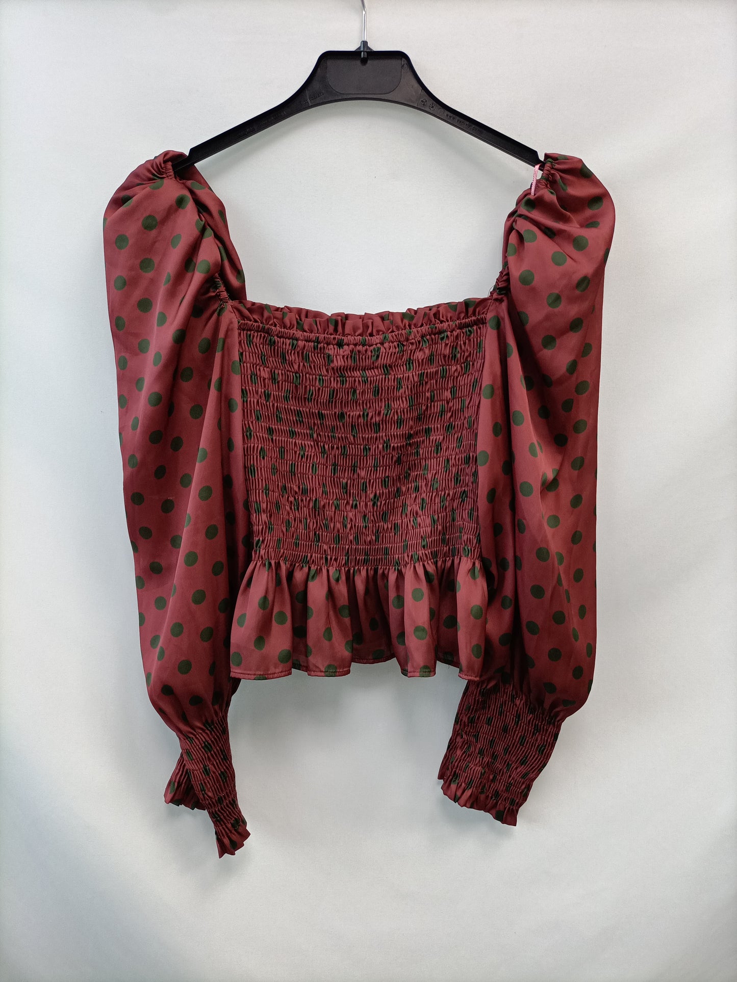 ZARA. Top burdeos lunares T.s