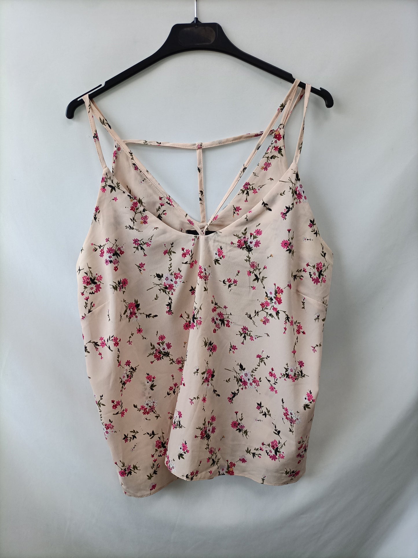 PRIMARK. Top rosa flores T.42