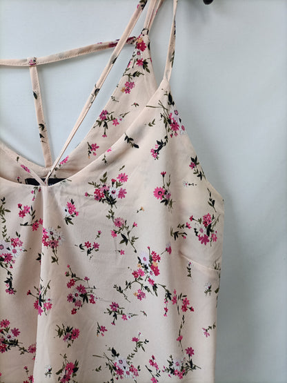 PRIMARK. Top rosa flores T.42