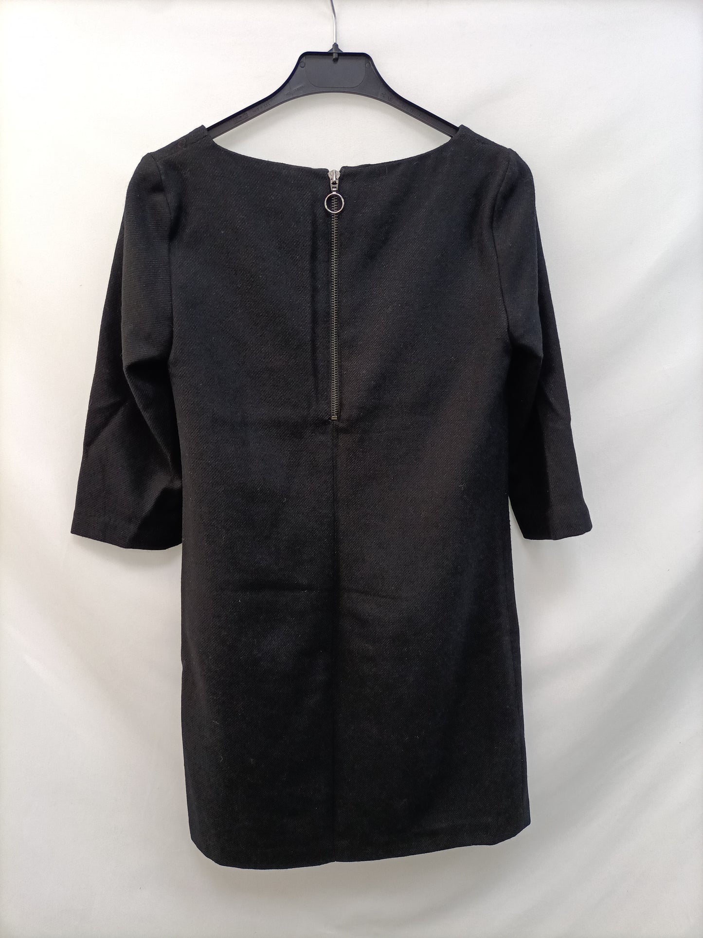 MANGO. Vestido negro básica T.xs