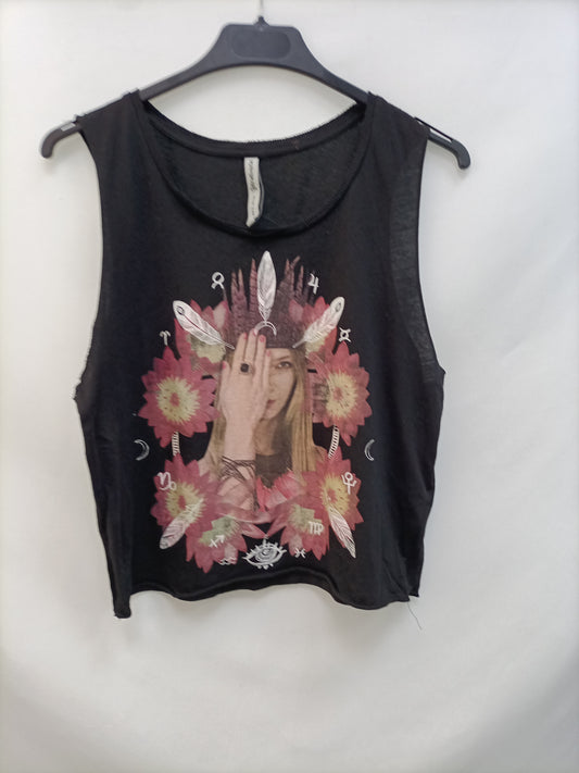 STRADIVARIUS. Camiseta negra T.s