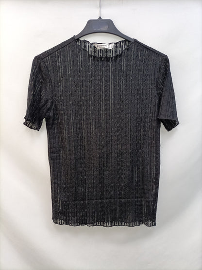 STRADIVARIUS. Top negro encaje T.s