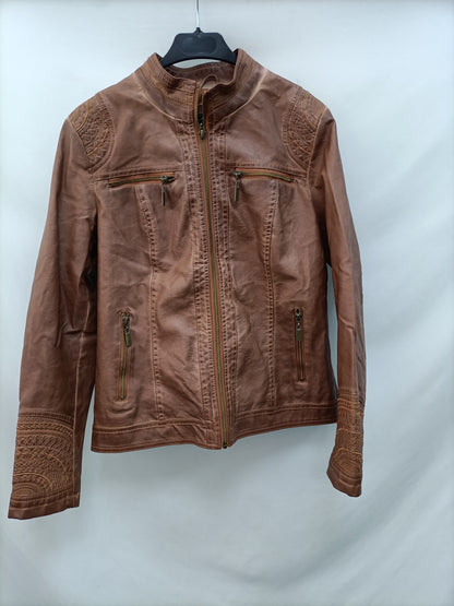 OTRAS. Cazadora efecto piel T.l