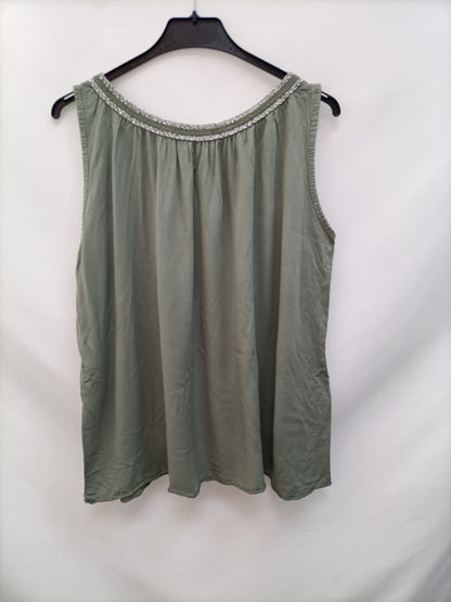 NEW COLLECTION. Top verde hilos T.u(m)