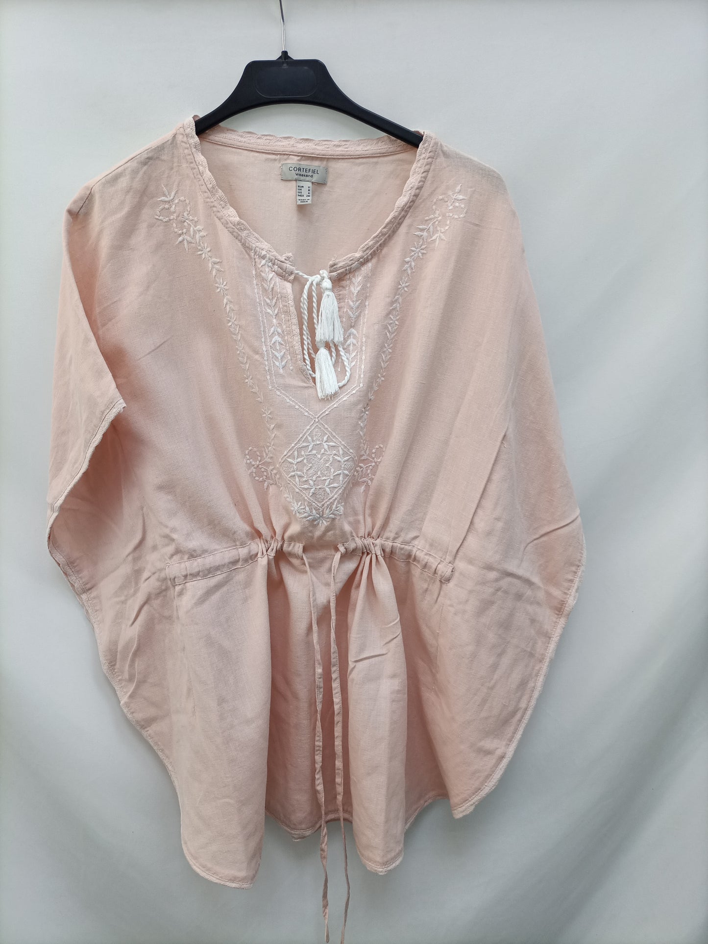 CORTEFIEL. Pink blouse with Ts embroidery