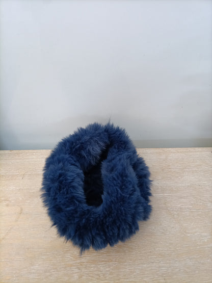 OTRAS. Dianema pelo azul