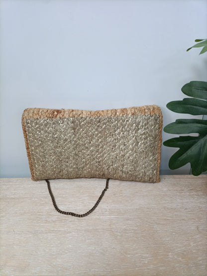 PARFOIS. Cartera rafia y dorada