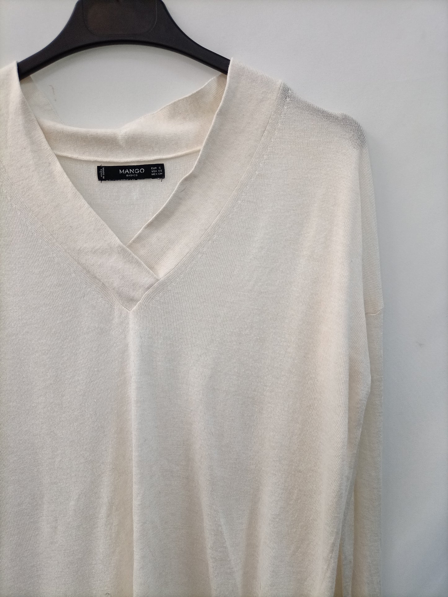MANGO. Jersey beige fino T.s
