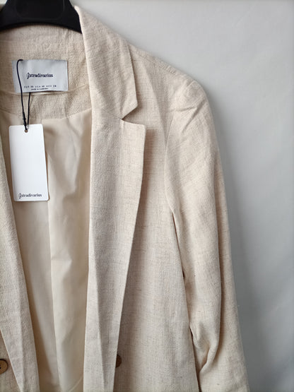 STRADIVARIUS. Blazer beige fluida T.xs