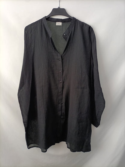 PIMKIE. Blusón negro oversized T.36