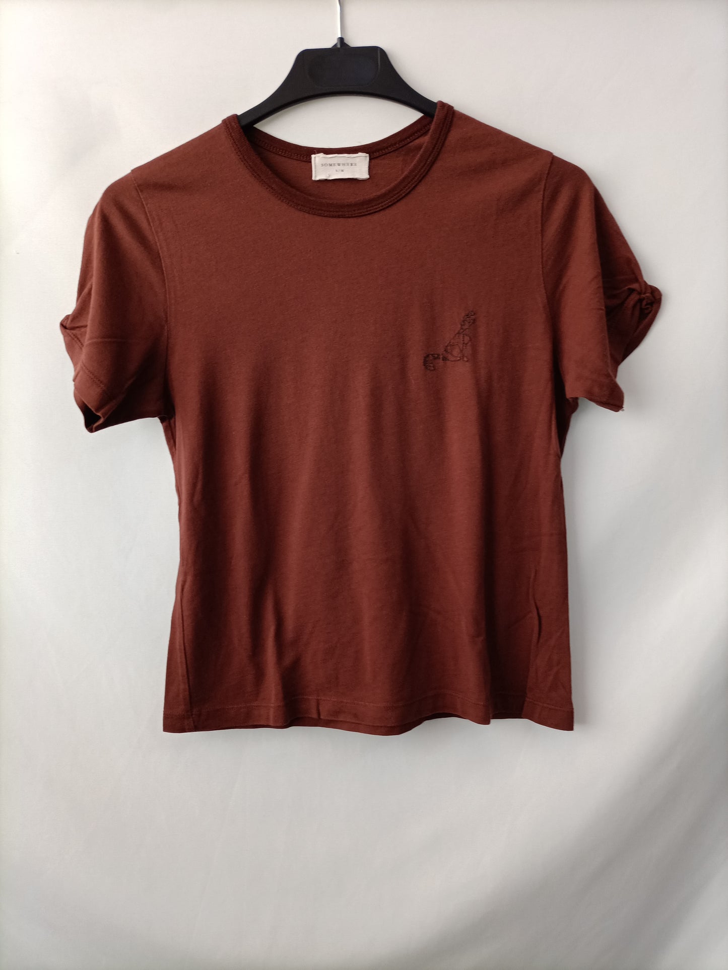 SOME WHERE. Camiseta marrón T.s/m