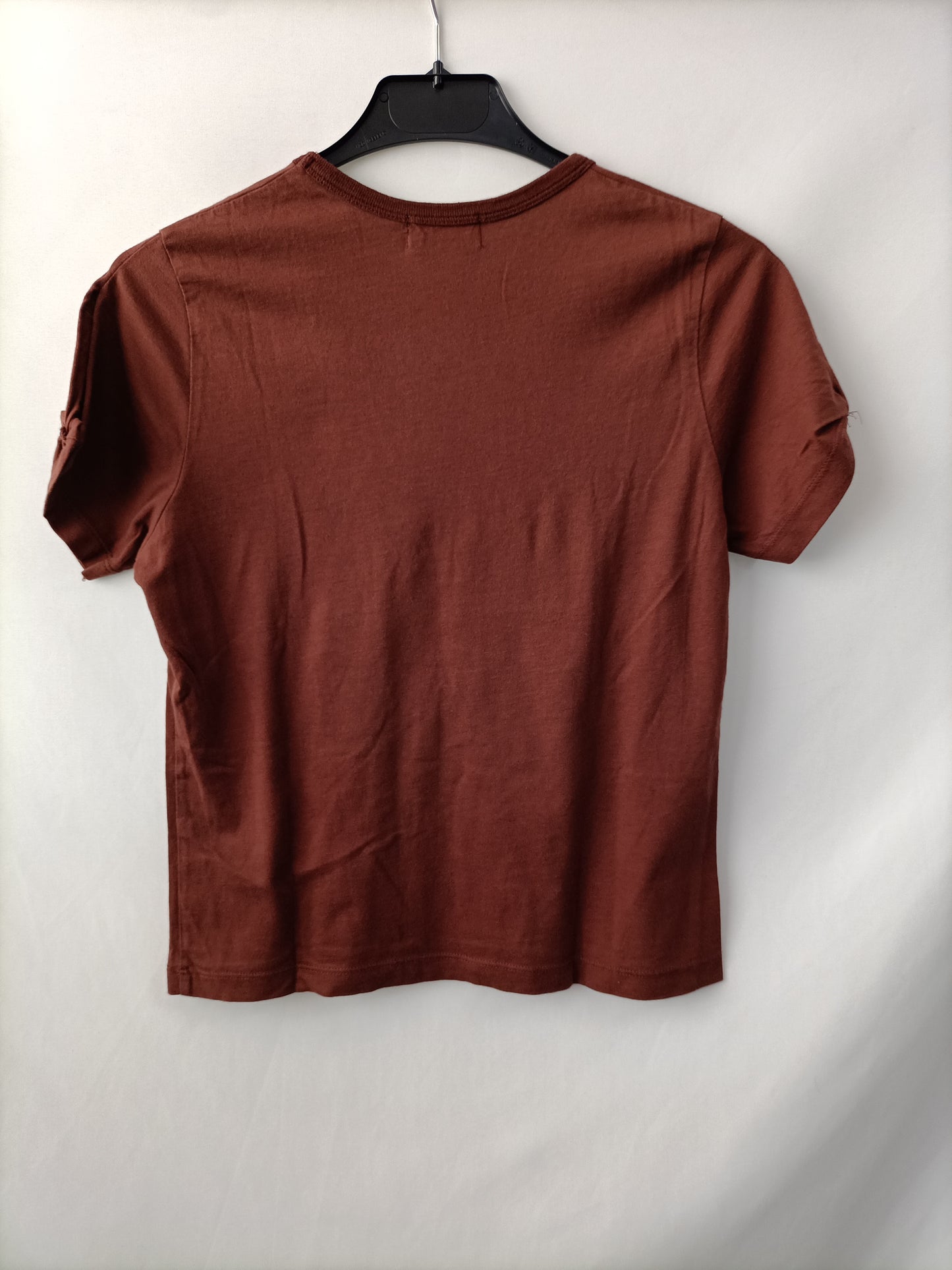 SOME WHERE. Camiseta marrón T.s/m