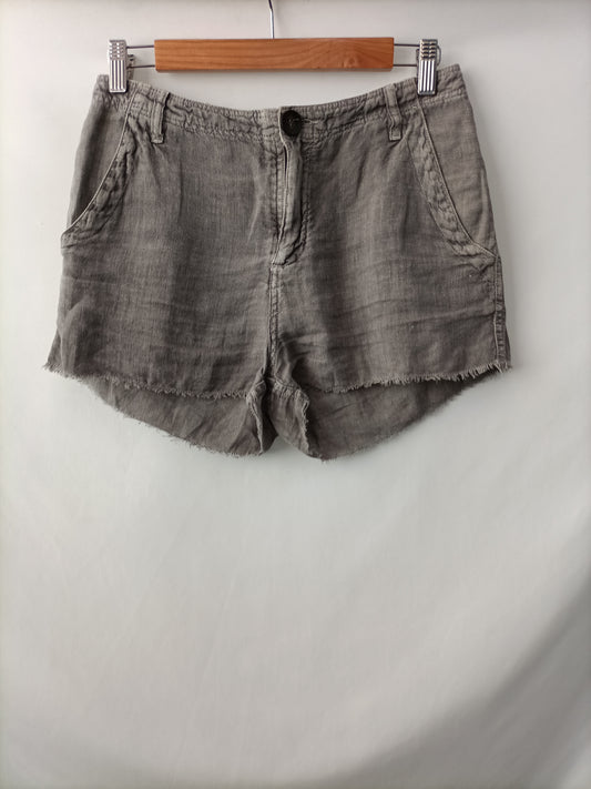 MANGO. Shorts Fluido gris T. S