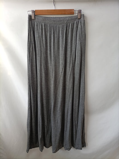 OTRAS. Falda midi gria Tu(34)