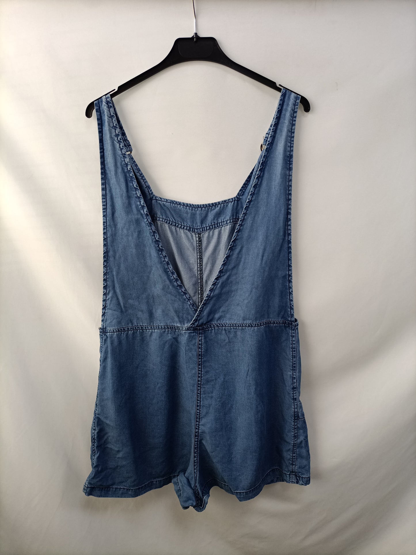 MANGO.  Peto fluido denim T.s