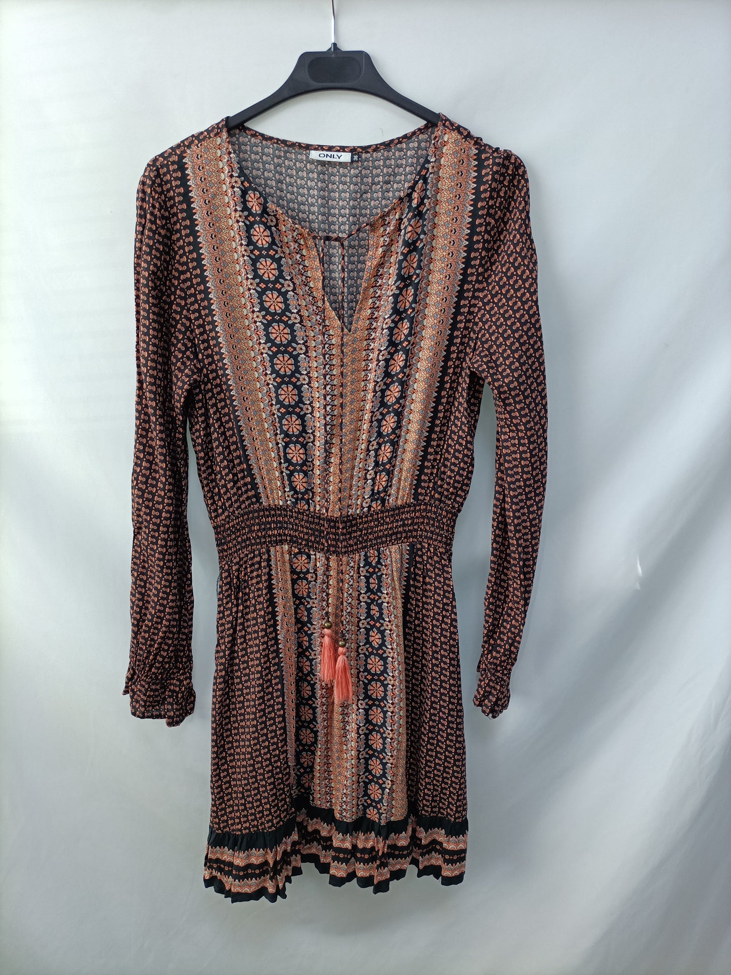 ONLY. Vestido estampado T.36