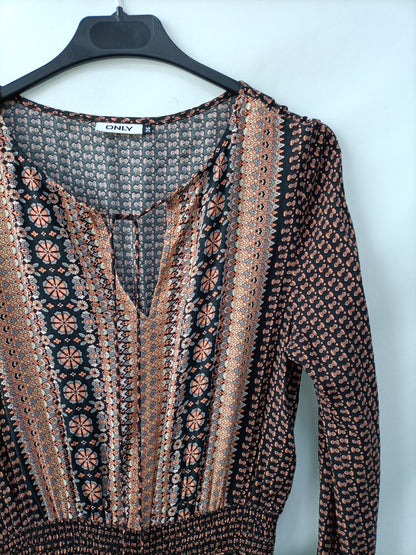 ONLY. Vestido estampado T.36
