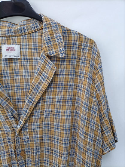 PULL&BEAR.Blusa cuadros manga corta T.L