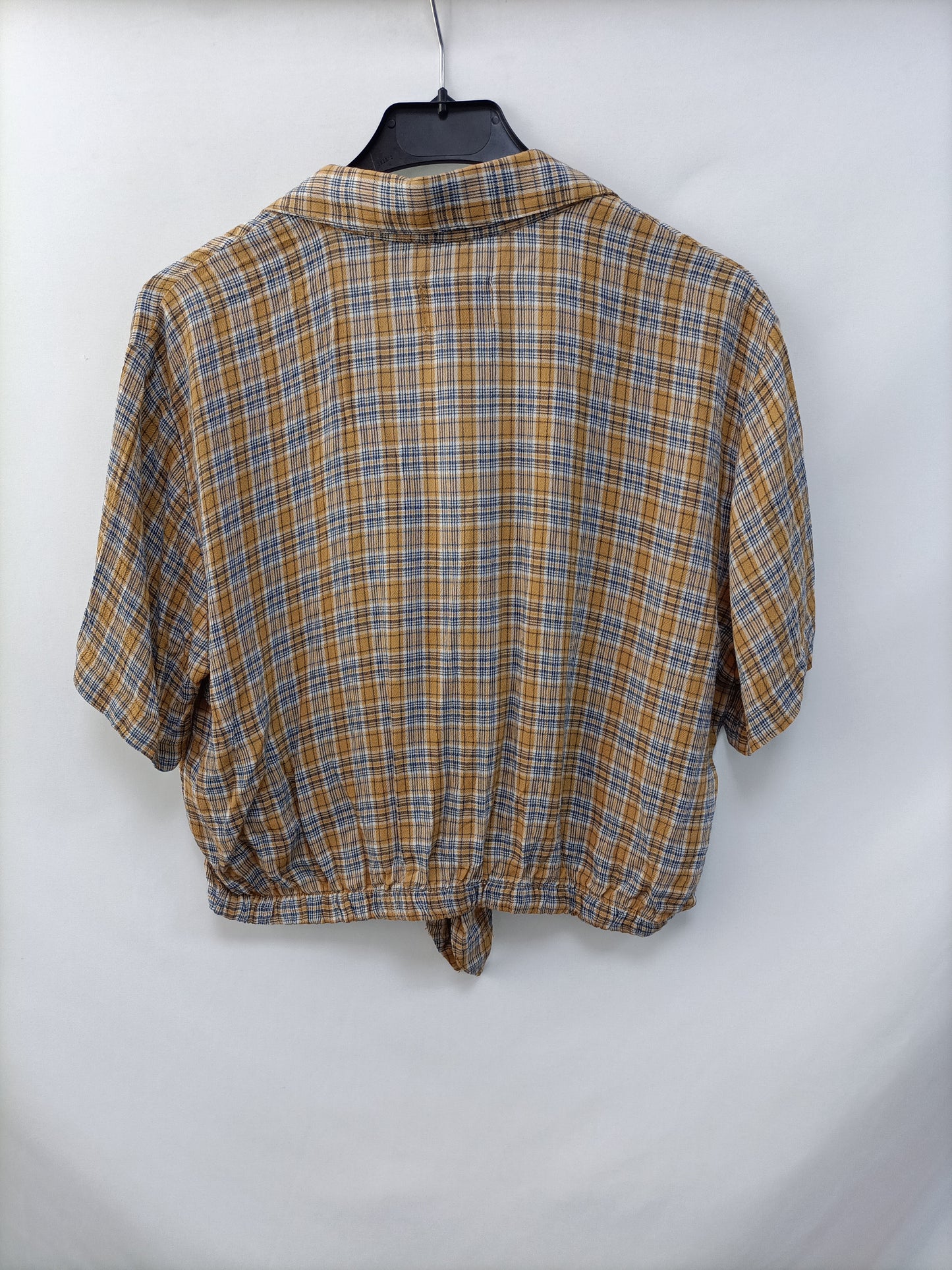 PULL&BEAR.Blusa cuadros manga corta T.L