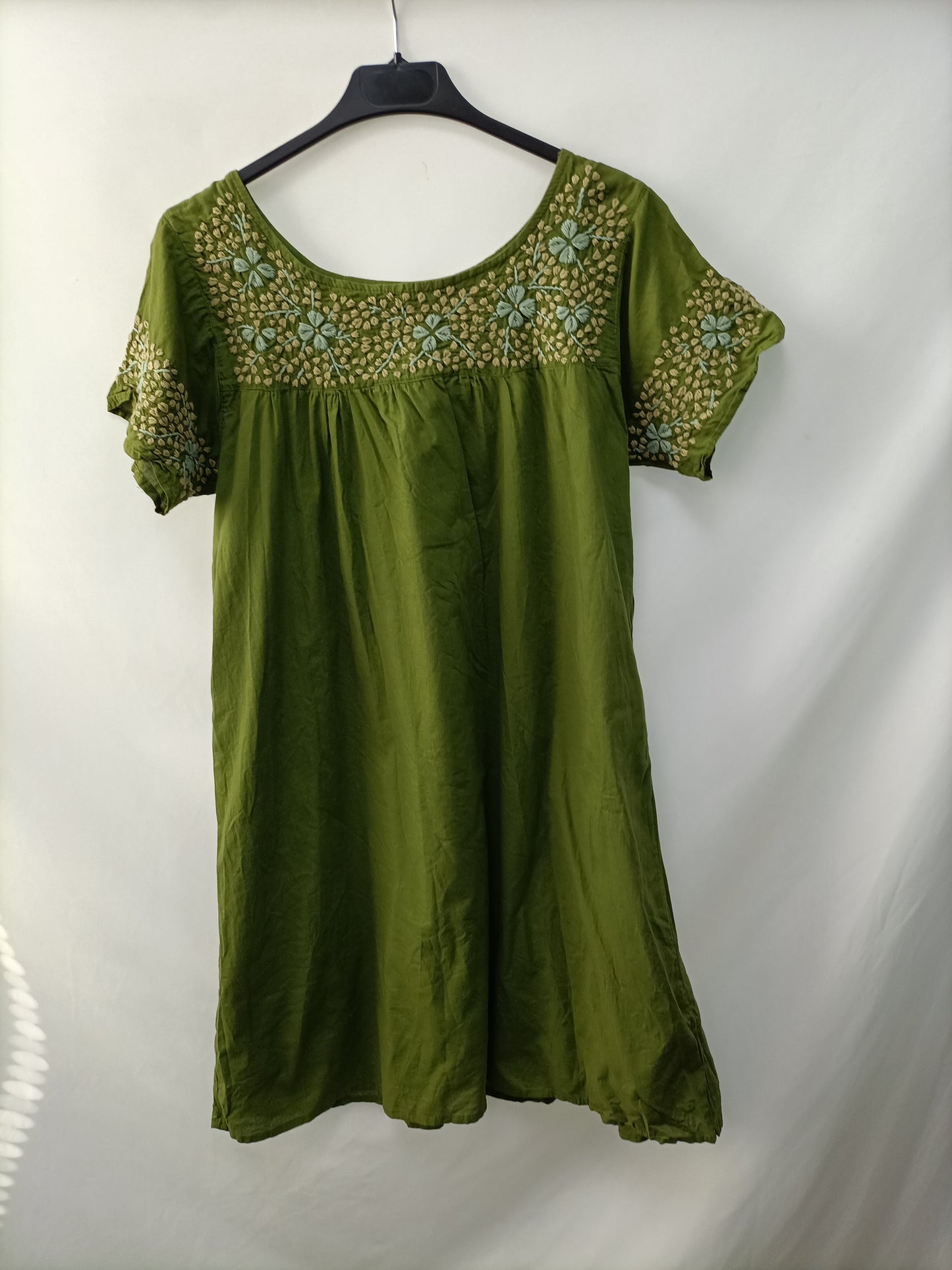 NATURE. Tm embroidered green dress