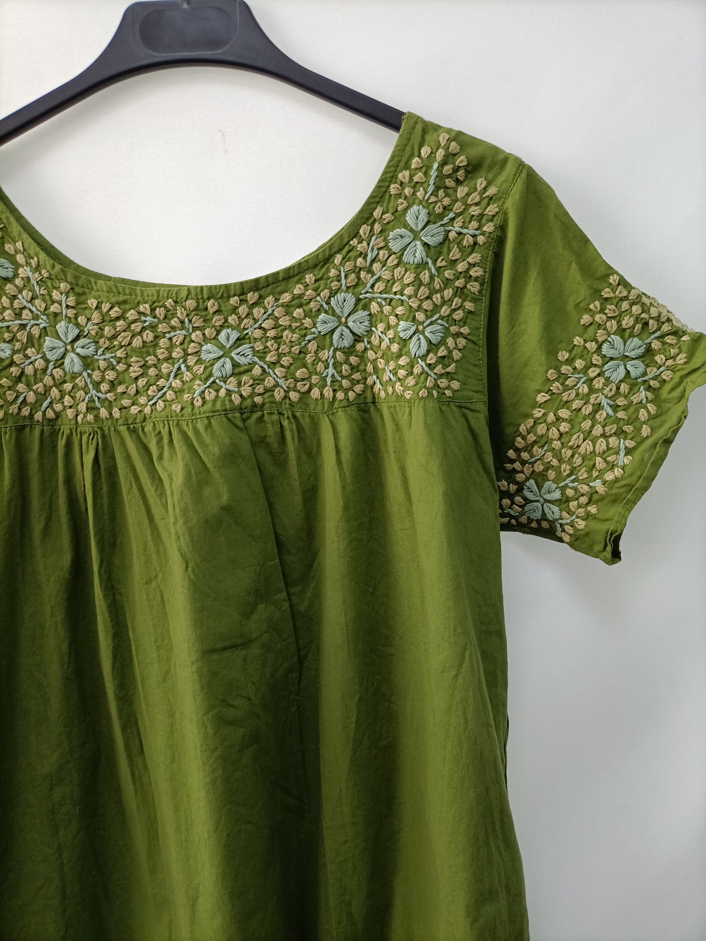 NATURE. Tm embroidered green dress