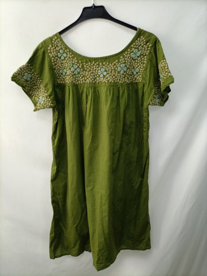 NATURE. Tm embroidered green dress