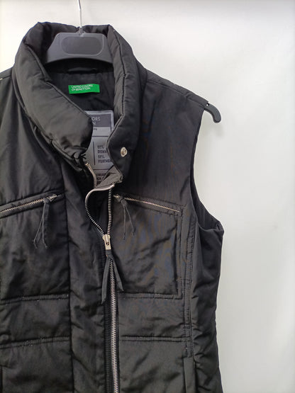 BENETTON. Plumas sin mangas negro T.u(s)